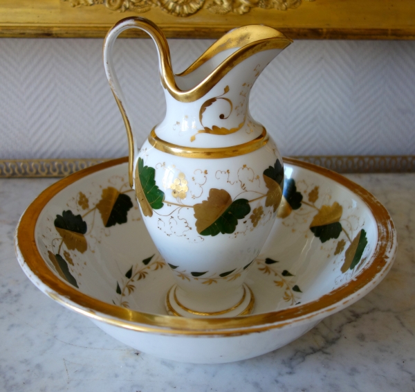 Rare Empire porcelain washbasin and mahogany tripod, early 19th century