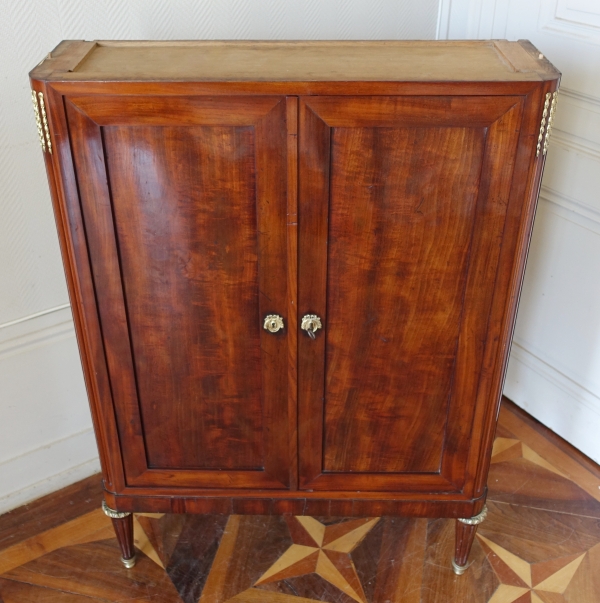 Louis XVI mahogany sideboard - late 18th century - 79cm x 113cm x 23cm