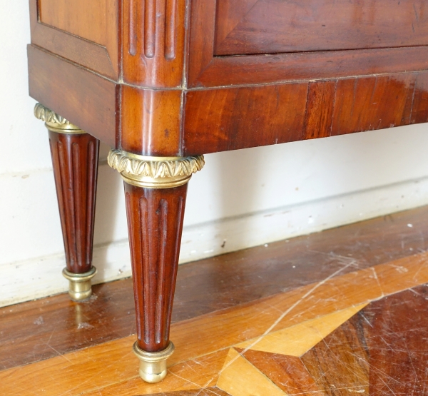 Louis XVI mahogany sideboard - late 18th century - 79cm x 113cm x 23cm