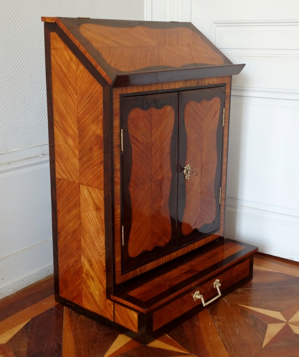 Louis XV rosewood maquetry Prie-Dieu piece of furniture, 18th century