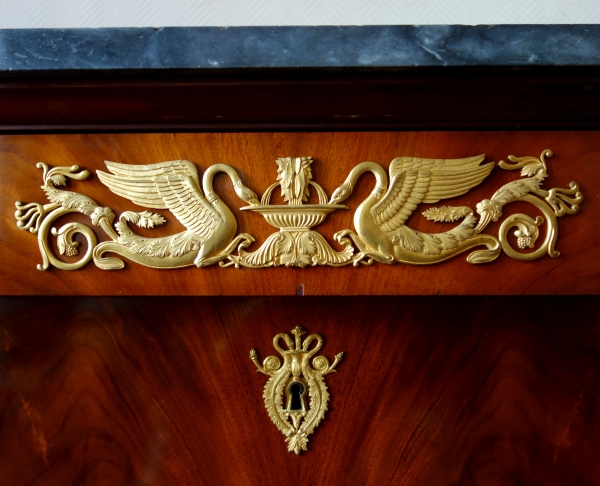 Secrétaire et commode en suite d’époque Empire, acajou, bronze doré, marbre bleu Turquin