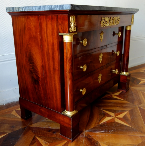 Secrétaire et commode en suite d’époque Empire, acajou, bronze doré, marbre bleu Turquin