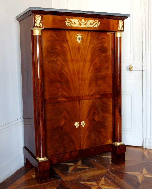 Secrétaire et commode en suite d’époque Empire, acajou, bronze doré, marbre bleu Turquin