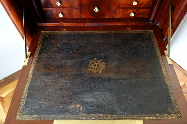 Secrétaire et commode en suite d’époque Empire, acajou, bronze doré, marbre bleu Turquin