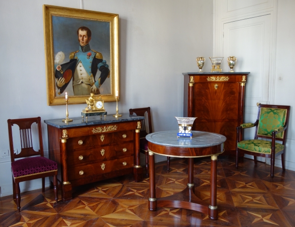 Secrétaire et commode en suite d’époque Empire, acajou, bronze doré, marbre bleu Turquin