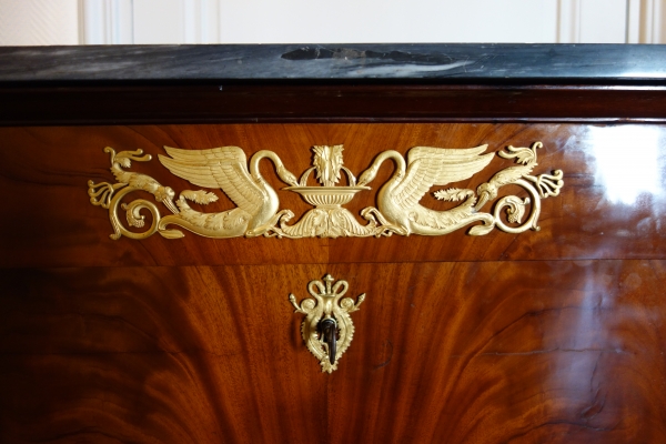 Secrétaire et commode en suite d’époque Empire, acajou, bronze doré, marbre bleu Turquin