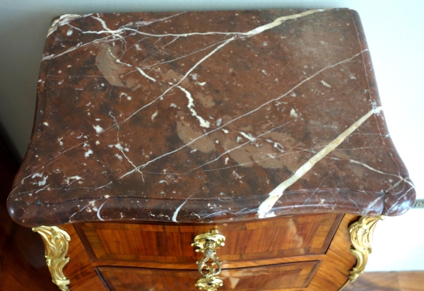 Paire de chiffonniers en marqueterie, époque Louis XV - XVIIIe siècle