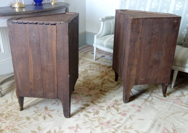Martin Ohneberg : pair of Louis XV marquetry corner cupboards - stamped - 18th century