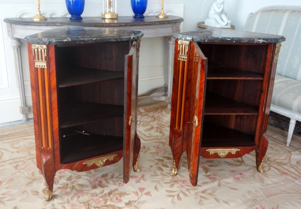 Martin Ohneberg : pair of Louis XV marquetry corner cupboards - stamped - 18th century