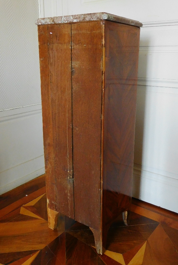 Petit meuble chiffonnier en bois de rose d'époque Louis XV