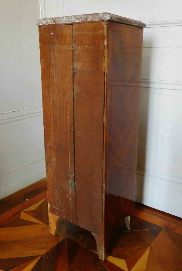 Elegant Louis XV rosewood veneered chiffonier, 18th century