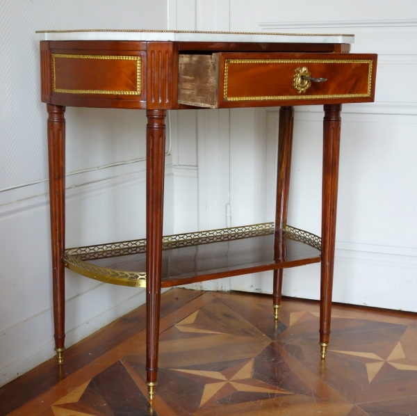 Petite console Louis XVI Directoire en acajou, garniture de bronze doré fin XVIIIe