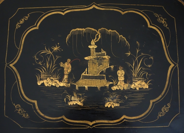 Grand plateau Napoléon III en tôle laquée monté table basse Madeleine Castaing