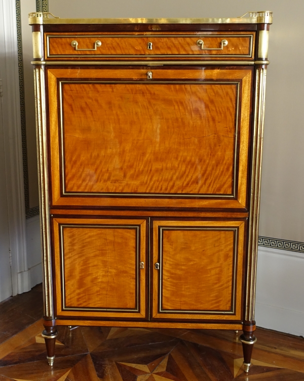 Louis XVI lemon tree marquetry secretaire or writing desk, France, 18th century