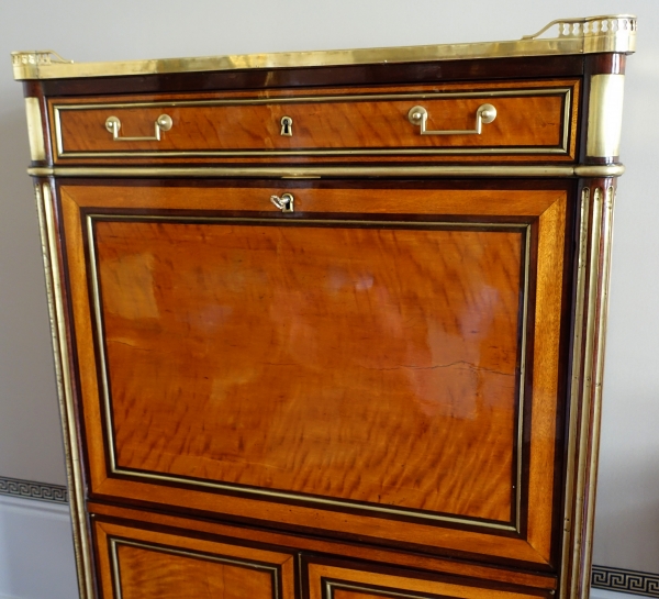 Louis XVI lemon tree marquetry secretaire or writing desk, France, 18th century