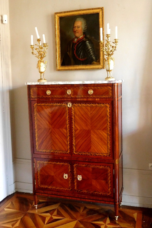 Rich marquetry writing desk - France, Louis XVI production, 18th century circa 1780