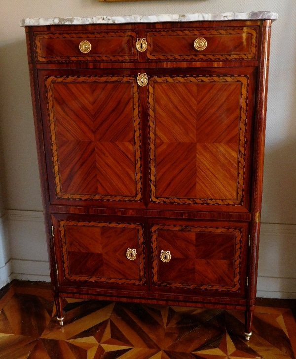 Rich marquetry writing desk - France, Louis XVI production, 18th century circa 1780