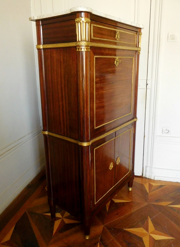 Louis XVI mahogany and ormolu writing desk, 18th century circa 1770