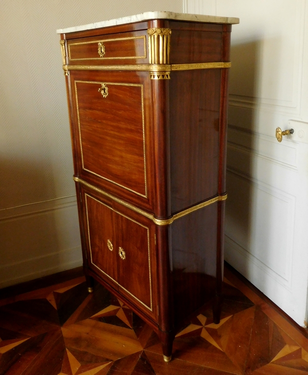 Louis XVI mahogany and ormolu writing desk, 18th century circa 1770