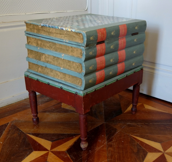 Early 19th century chamber pot simulating a pile of books