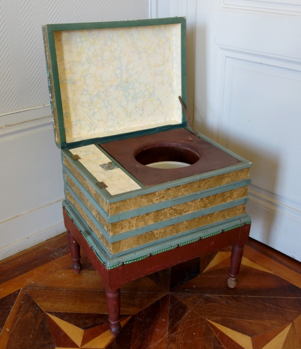 Early 19th century chamber pot simulating a pile of books