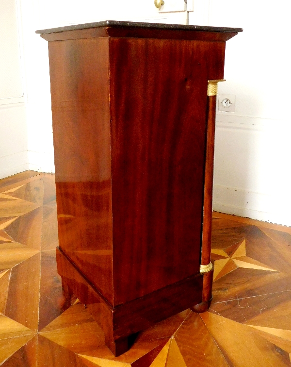 Mahogany somno / bedside table, Empire period - early 19th century circa 1805