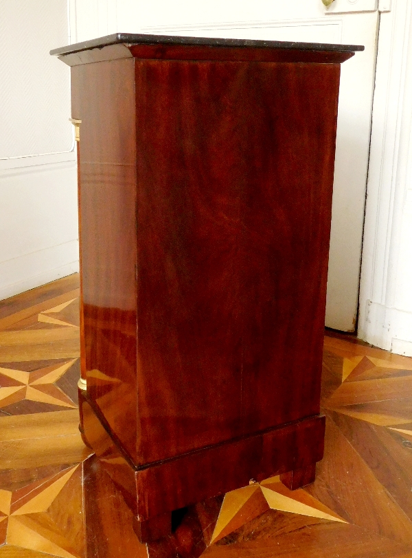 Mahogany somno / bedside table, Empire period - early 19th century circa 1805