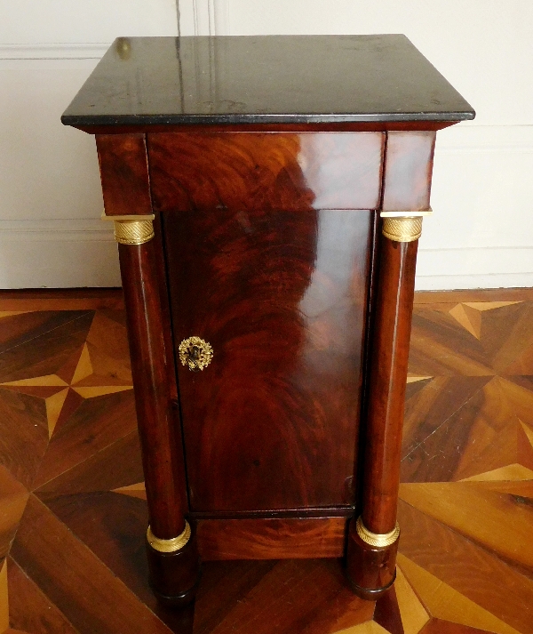 Mahogany somno / bedside table, Empire period - early 19th century circa 1805