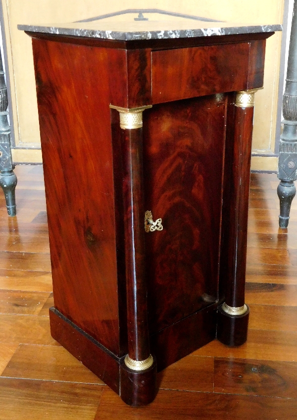 Mahogany somno / bedside table, French Empire production, early 19th century