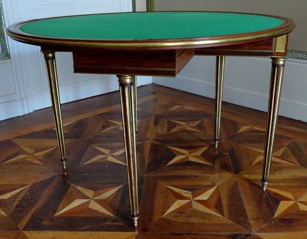 Table à jeu demi-lune / table de salle à manger en acajou, époque Louis XVI Directoire - fin XVIIIe