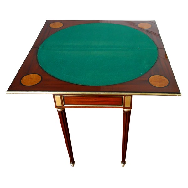 Table à jeu Louis XVI en acajou, ébène et citronnier, époque fin XVIIIe siècle