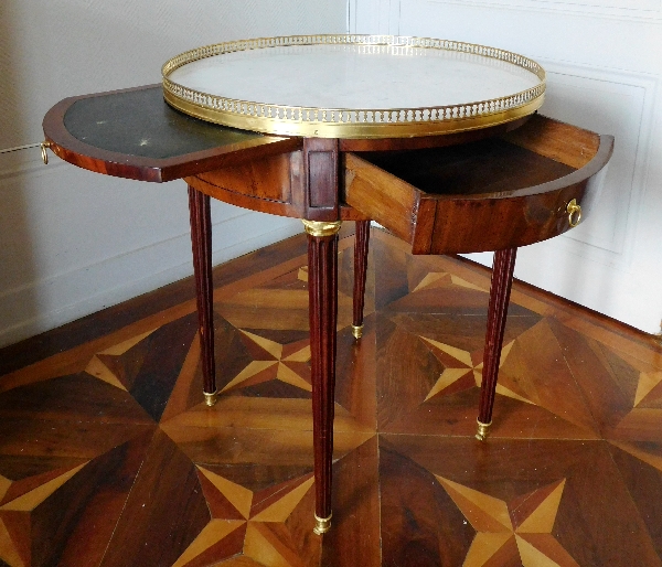 Louis XVI mahogany and ormolu bouillotte table - Paris late 18th century