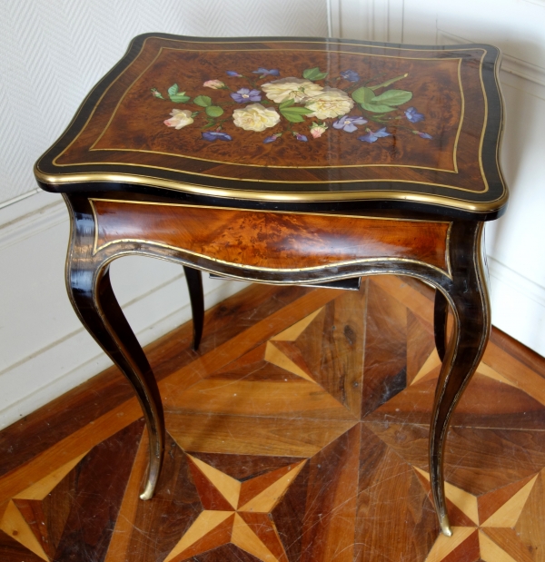 Table à ouvrages à marqueterie de porcelaine - époque Napoleon III, XIXe siècle