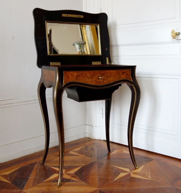 Table à ouvrages à marqueterie de porcelaine - époque Napoleon III, XIXe siècle