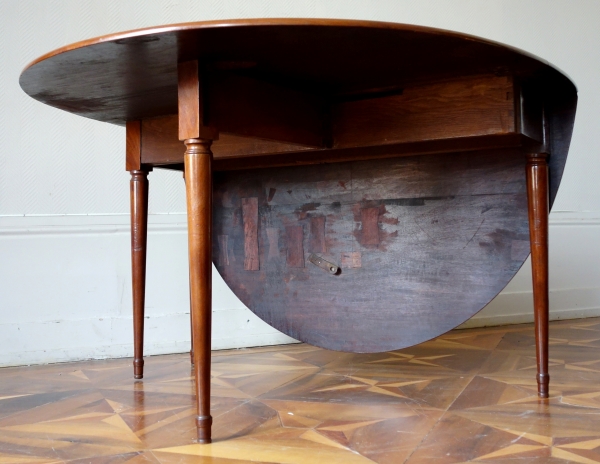 Jean François Leleu : solid mahogany gateleg table, Louis XVI period circa 1790