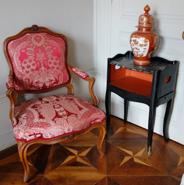 Louis XV lacquered wood and marble bedside table, 18th century