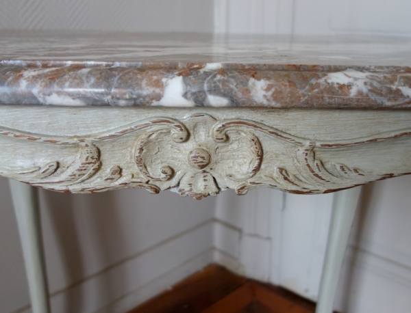 Table de salon d'époque Louis XV en chêne finement sculpté, laqué et marbre - XVIIIe siècle