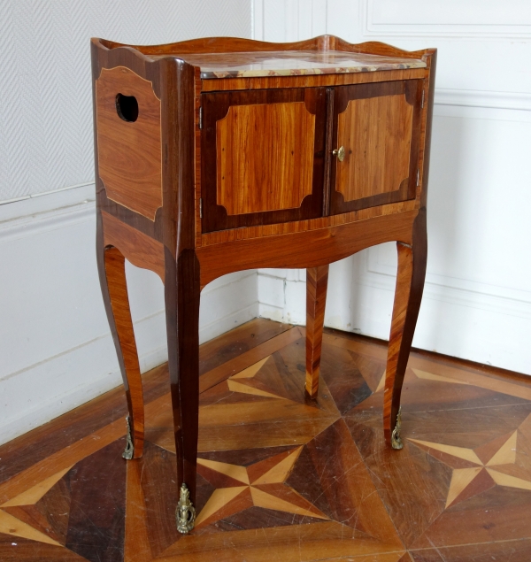 Table de salon en bois de rose et acajou - époque Louis XV - estampille et JME