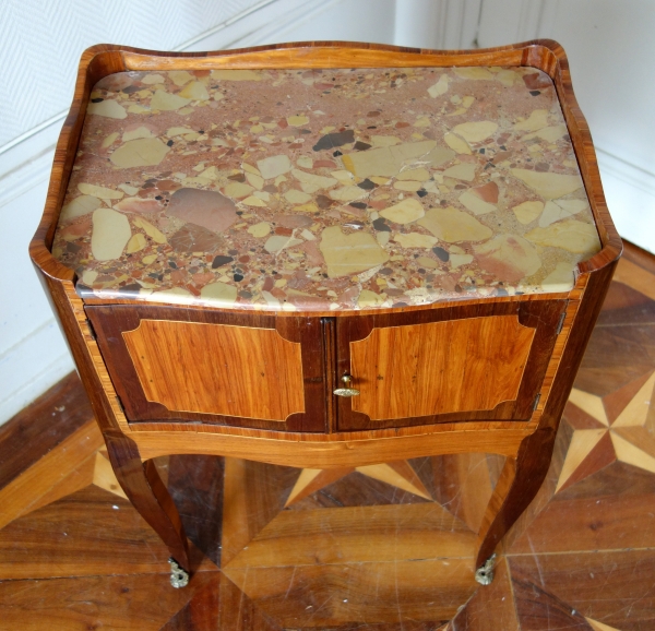 Table de salon en bois de rose et acajou - époque Louis XV - estampille et JME