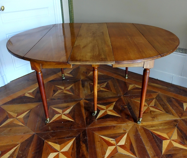 Table de salle à manger Louis XVI en acajou massif avec rallonge en acajou - début XIXe siècle