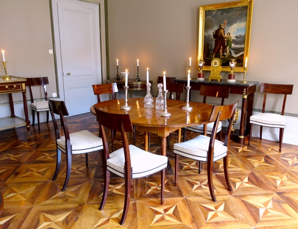 Table de salle à manger Louis XVI en acajou massif avec rallonge en acajou - début XIXe siècle