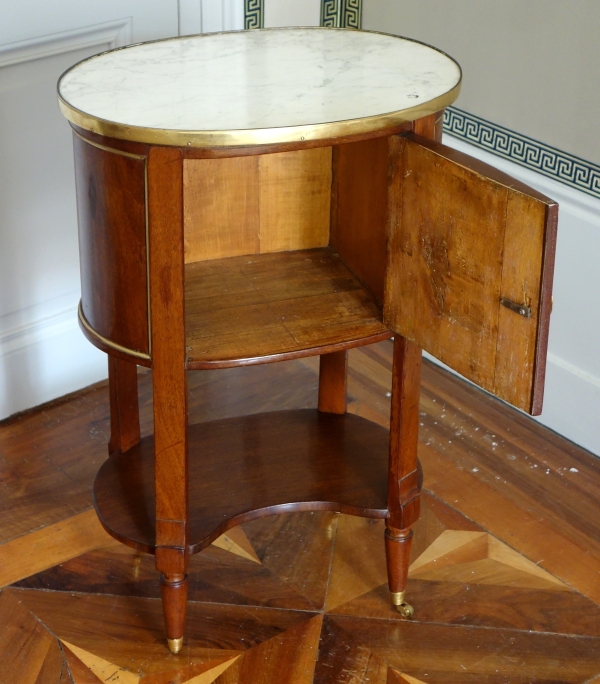 Louis XVI mahogany bedside table / coffee table, late 18th century