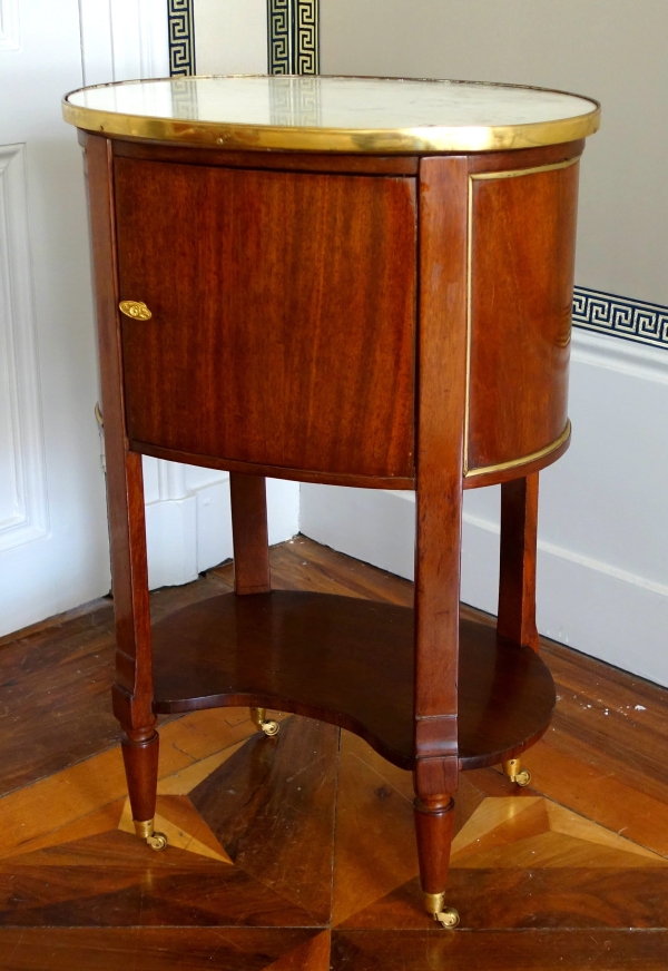 Louis XVI mahogany bedside table / coffee table, late 18th century