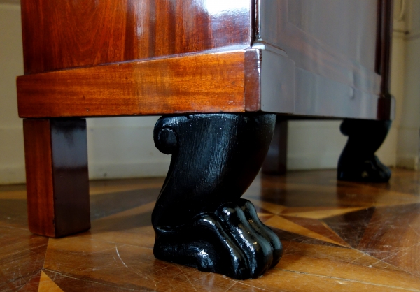 Empire mahogany showcase / bookcase, early 19th century circa 1805 - 76,5cm x 35cm x 146cm