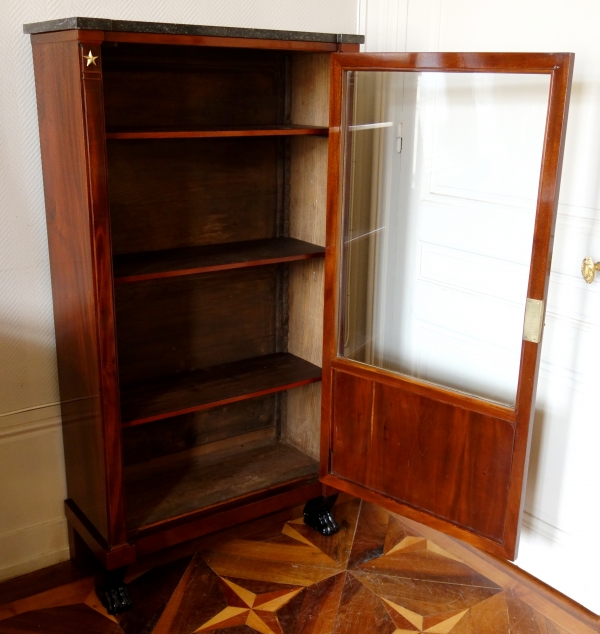 Empire mahogany showcase / bookcase, early 19th century circa 1805 - 76,5cm x 35cm x 146cm