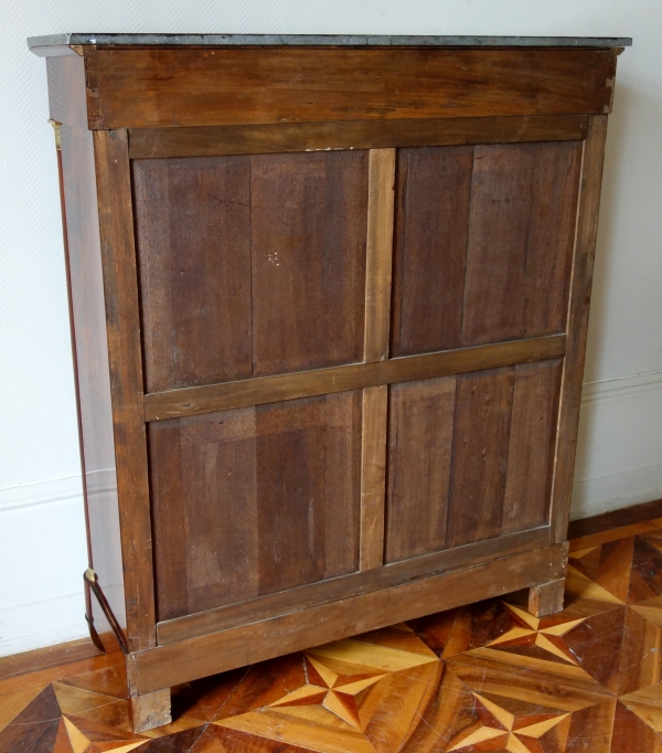 Vitrine bibliothèque à colonnes d'époque Empire en acajou, début XIXe siècle 