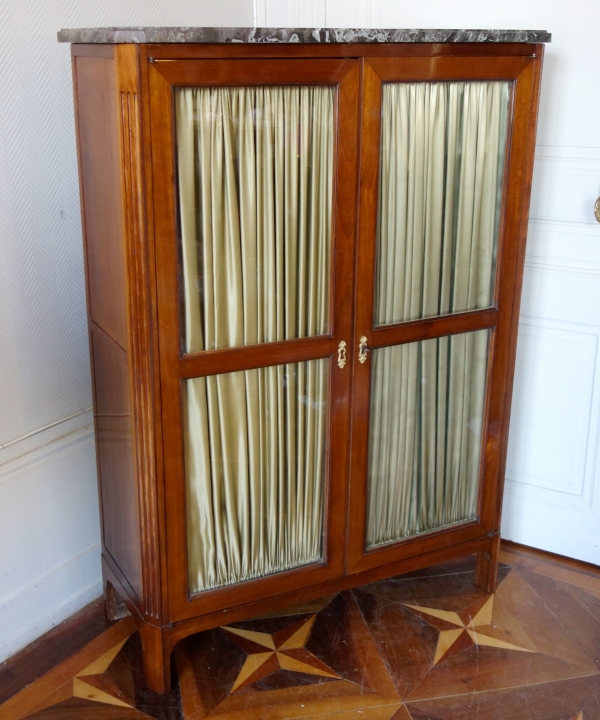 Bibliothèque, vitrine en acajou d'époque Louis XVI - 132cm x 95cm