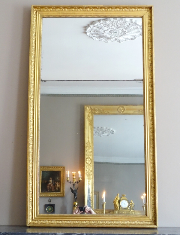 Grand miroir de cheminée, cadre en bois doré, glace au mercure, époque Empire - 157cm x 90cm