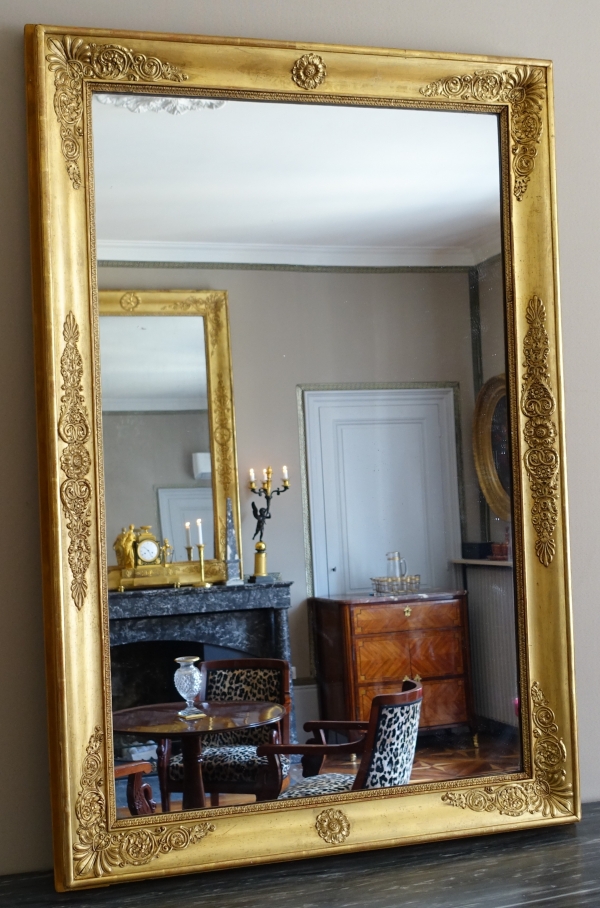 Large Empire mirror, gold leaf gilt wood frame, early 19th century circa 1830 - 96cm x 142.5cm
