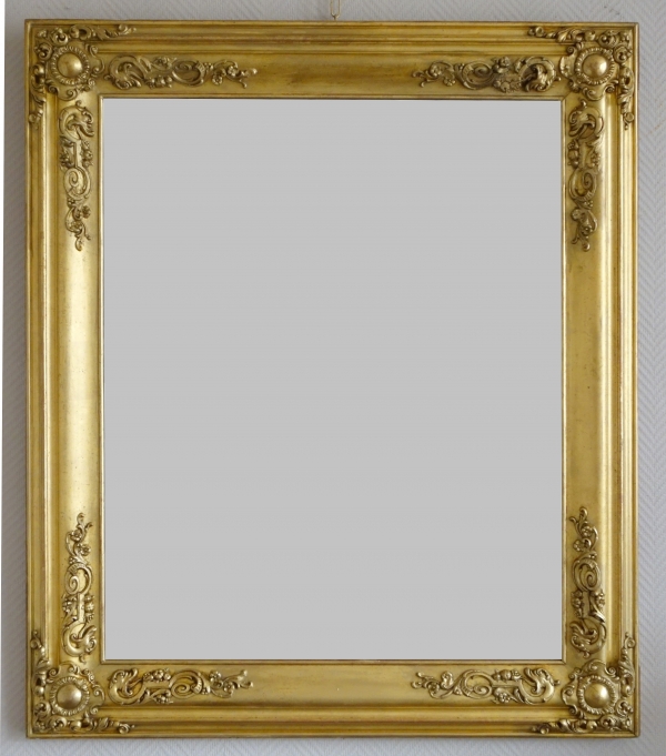 Miroir en bois doré à la feuille d'or à glace au mercure milieu XIXe siècle - 100cm x 80cm